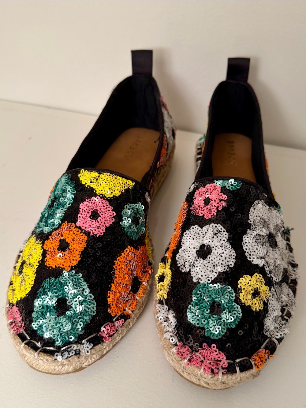 Black Espadrille Slip-Ons Multicolor Sequin Flowers. Size 9. New w/o box.